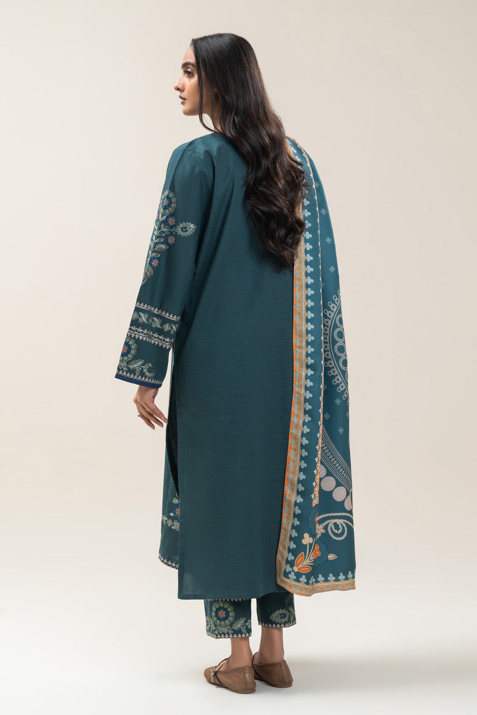 3 PIECE EMBROIDERED SLUB KHADDAR SUIT (PRET)BT2250001PR0058-TEAL-2000000293764-8