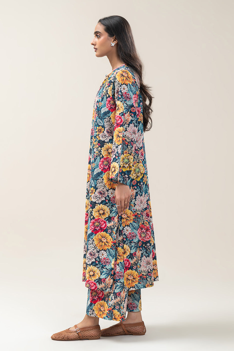 2 PIECE PRINTED KHADDAR SUIT (PRET)BT2250002DP2043-MULTI-2000000294474-8