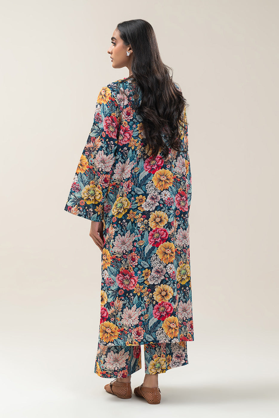 2 PIECE PRINTED KHADDAR SUIT (PRET)BT2250002DP2043-MULTI-2000000294474-8