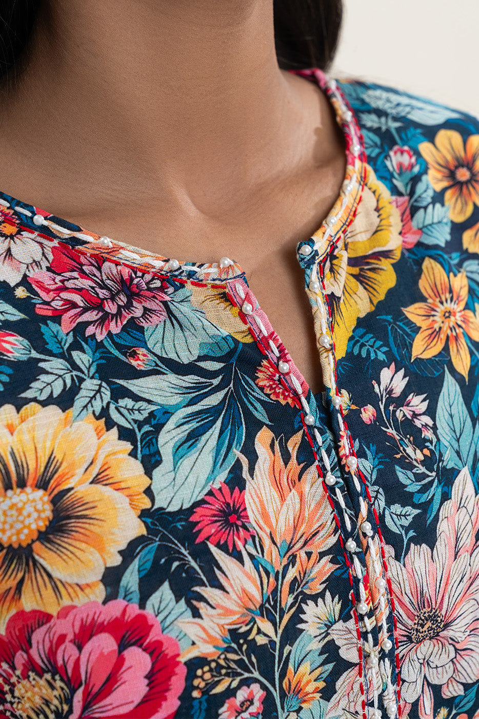 2 PIECE PRINTED KHADDAR SUIT (PRET)BT2250002DP2043-MULTI-2000000294474-8