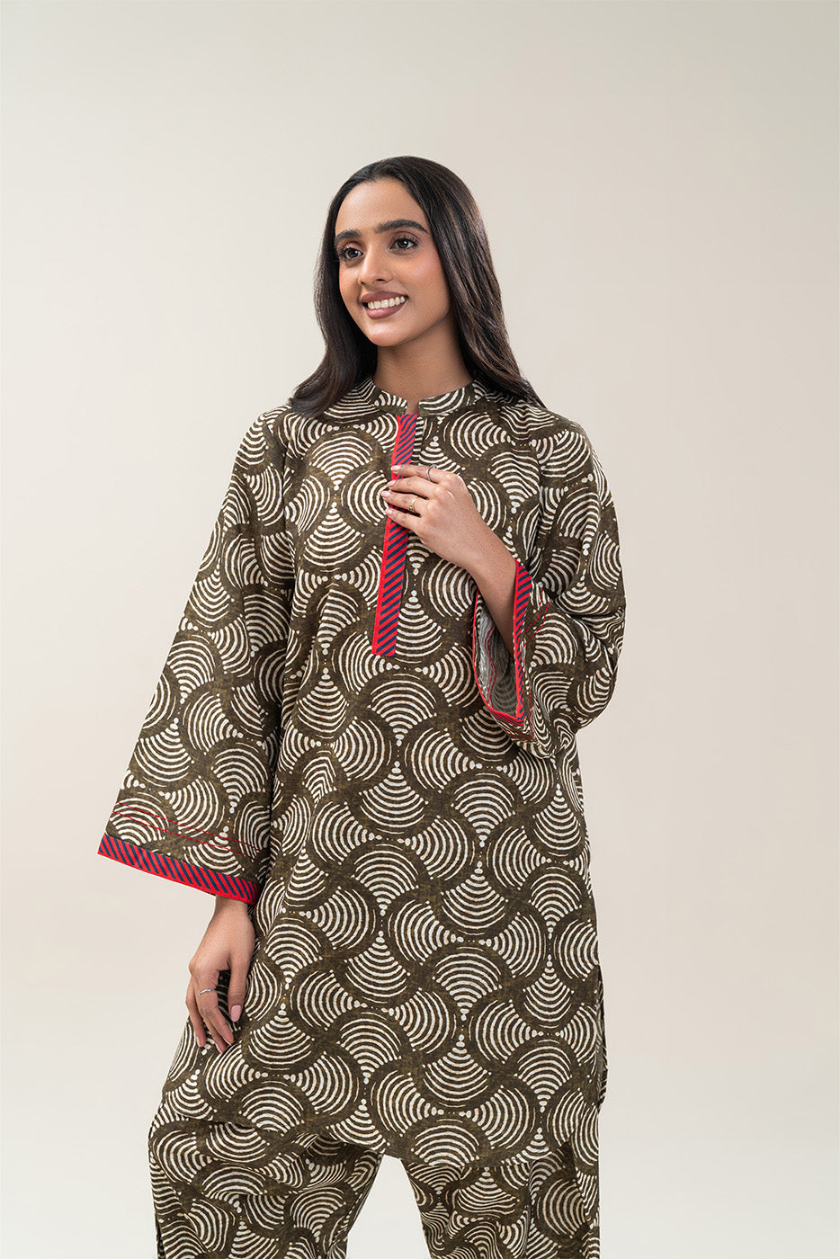 2 PIECE PRINTED KHADDAR SUIT (PRET)BT2250002DP2052-MULTI-2000000294559-8