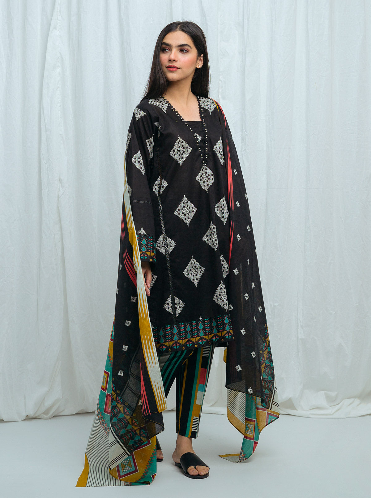 Black Flint-Printed-3P (Unstitched)