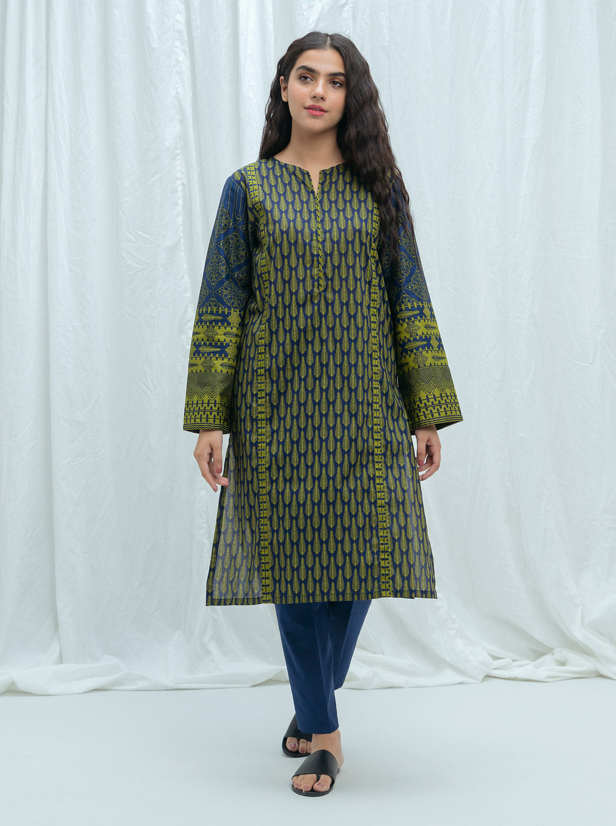 Indigo Hues-Printed-2P (Unstitched)