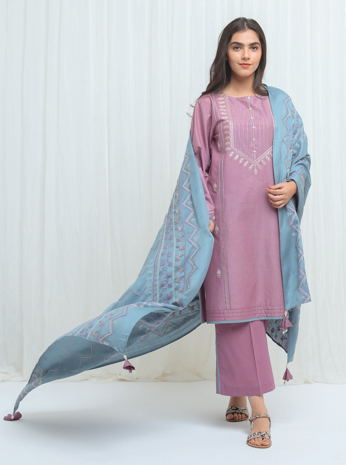 Design 9 - Winter Pret 25 Shirt & Trouser