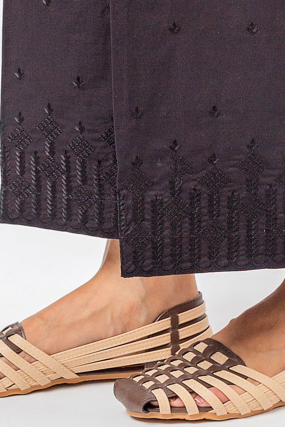 Embroidered Culotte Pants