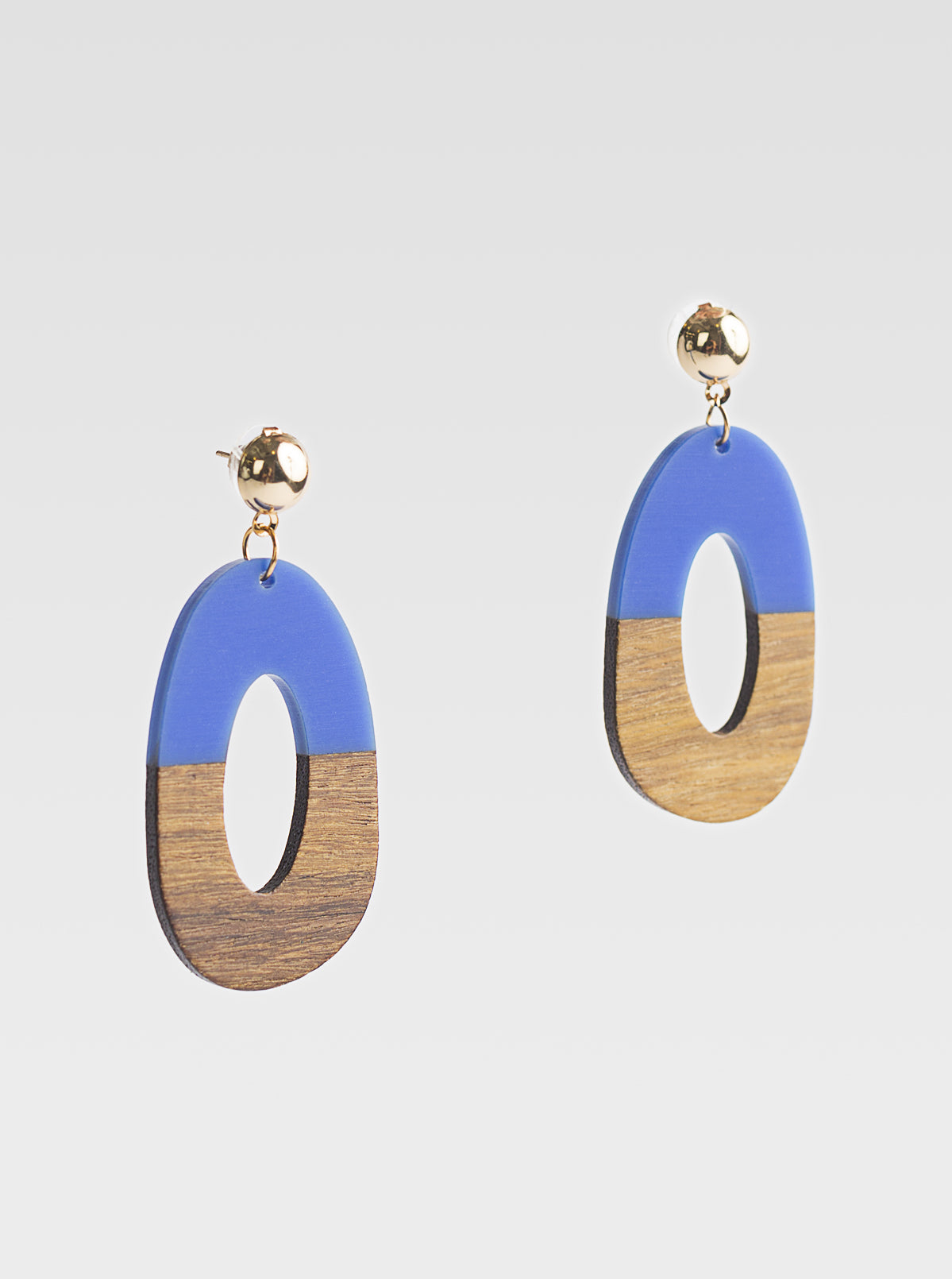 EAR RINGS