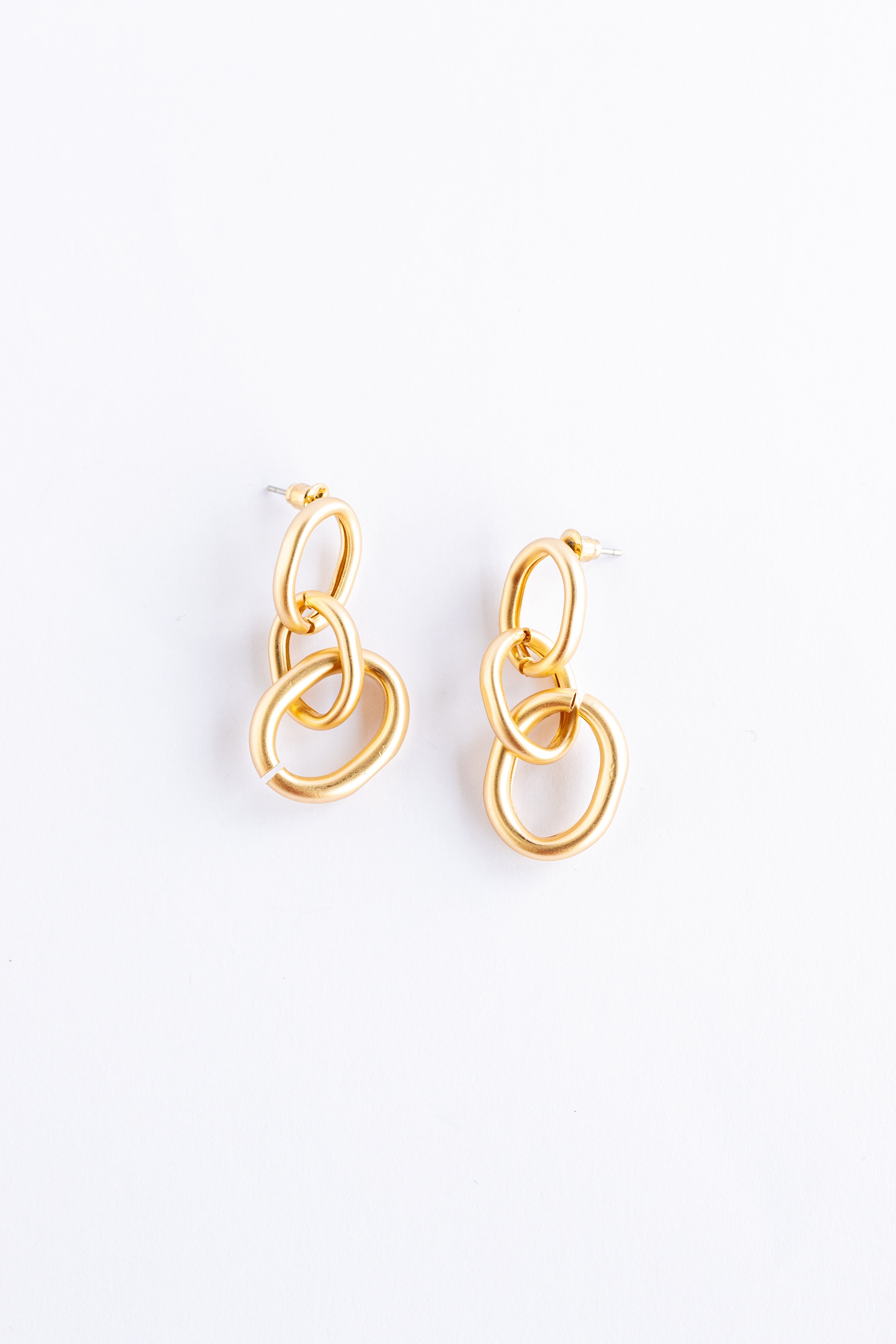 EAR RINGS
