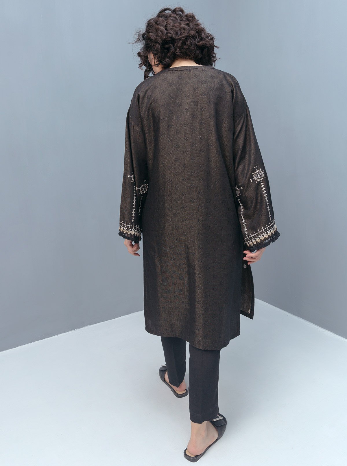 SS25DA-2761 CREAM  2PCS EMBROIDERED KURTA WITH TROUSER