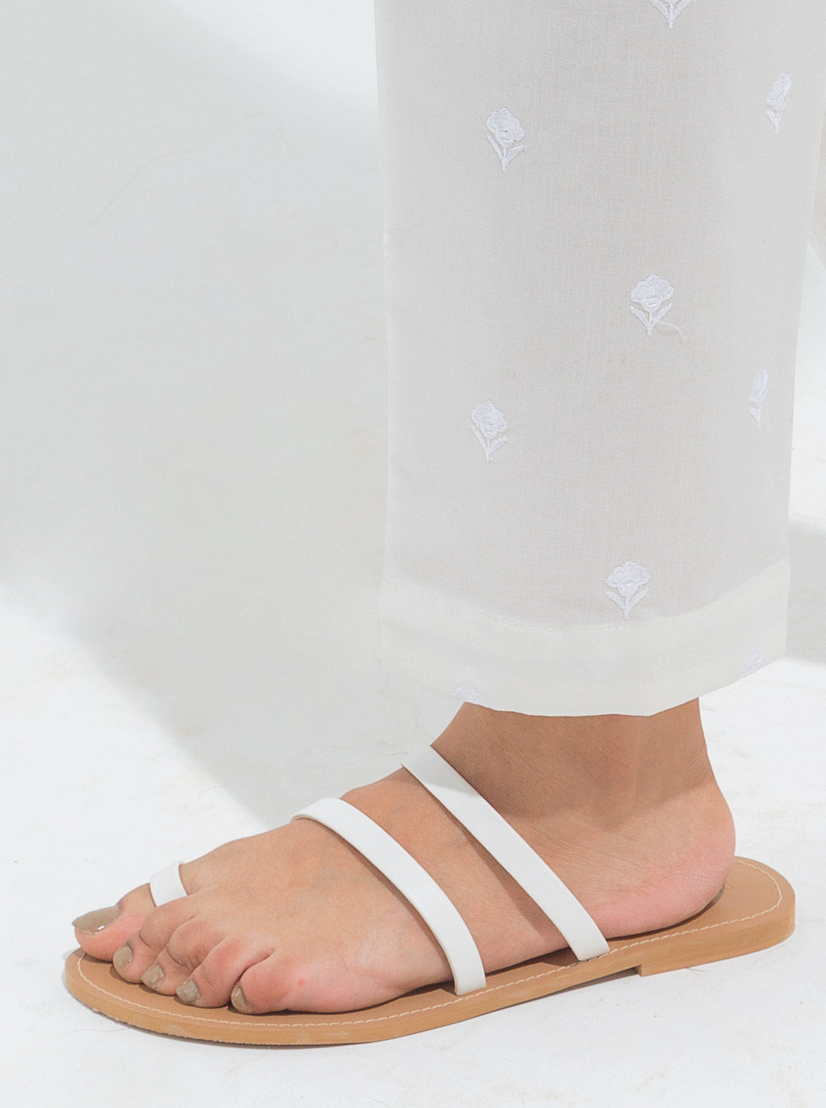 Embroidered Straight Pants