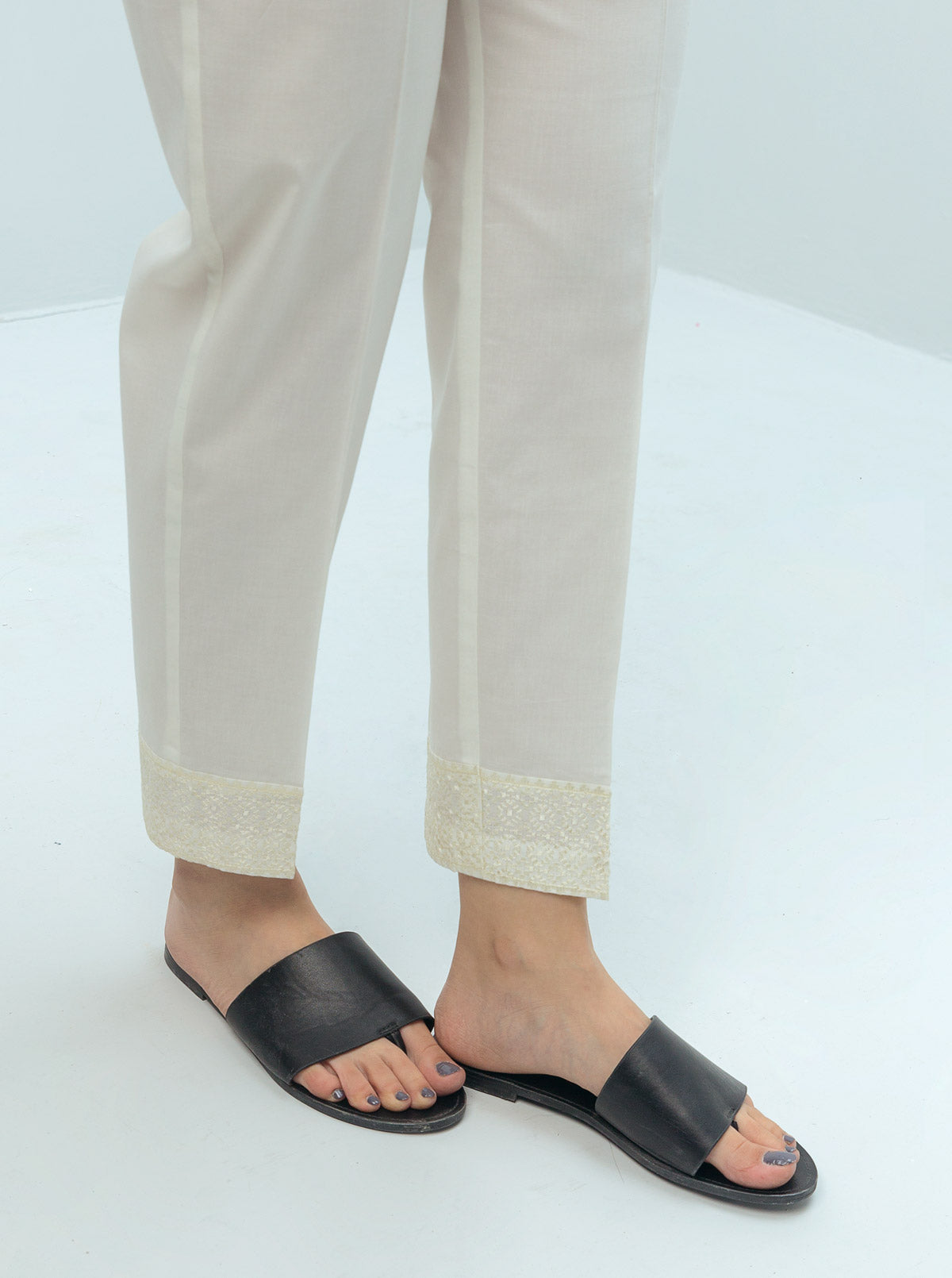 Embroidered Straight Pants