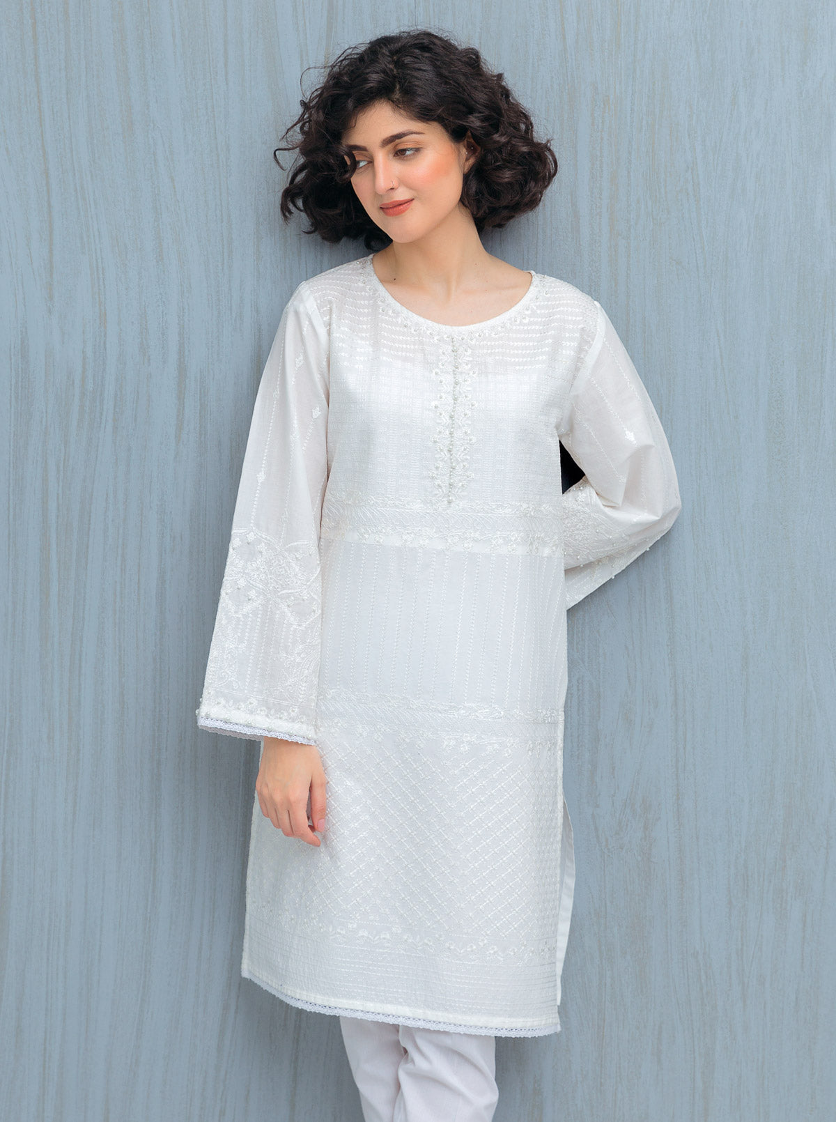 EMBROIDERED SHIRT