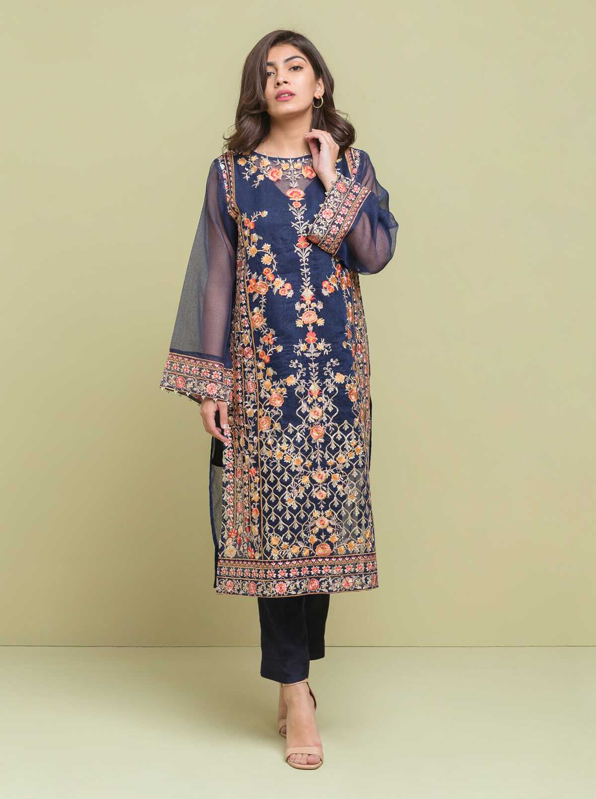 AJW-15 EMBROIDERED KHADDAR 3 PCS