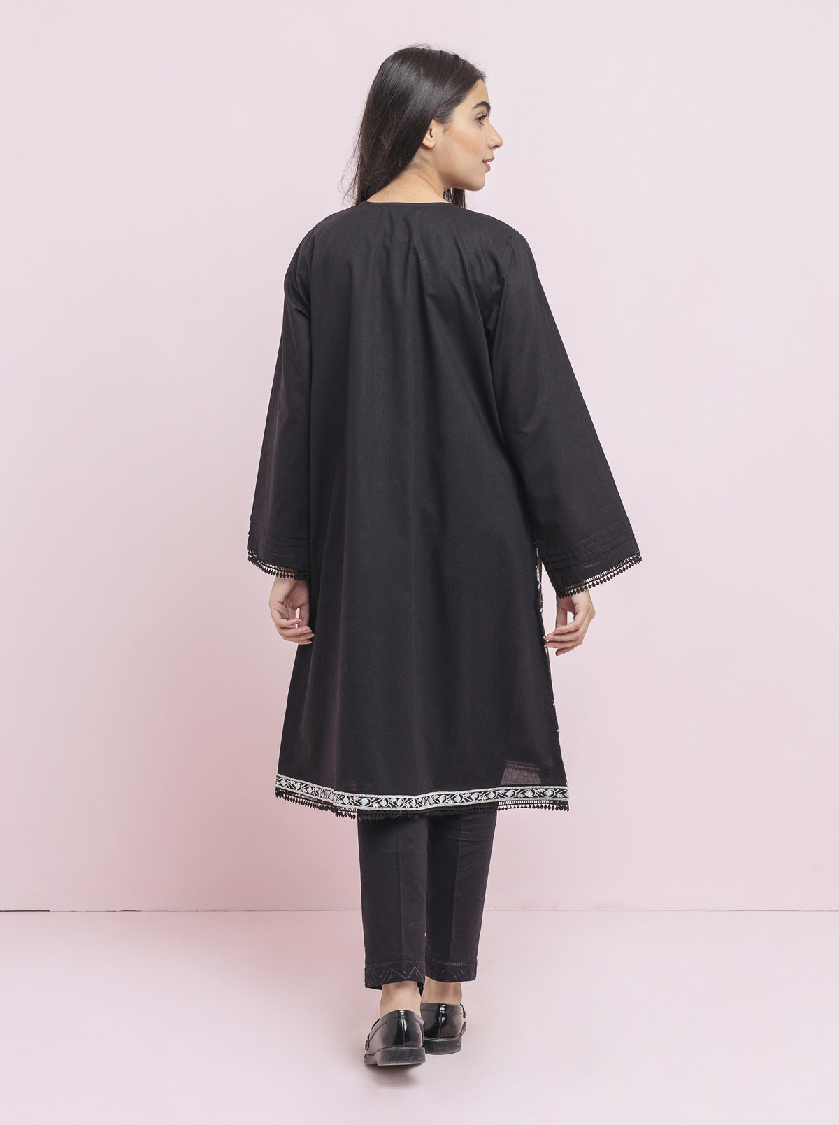 SEYA - Lilac Embroidered Kurta