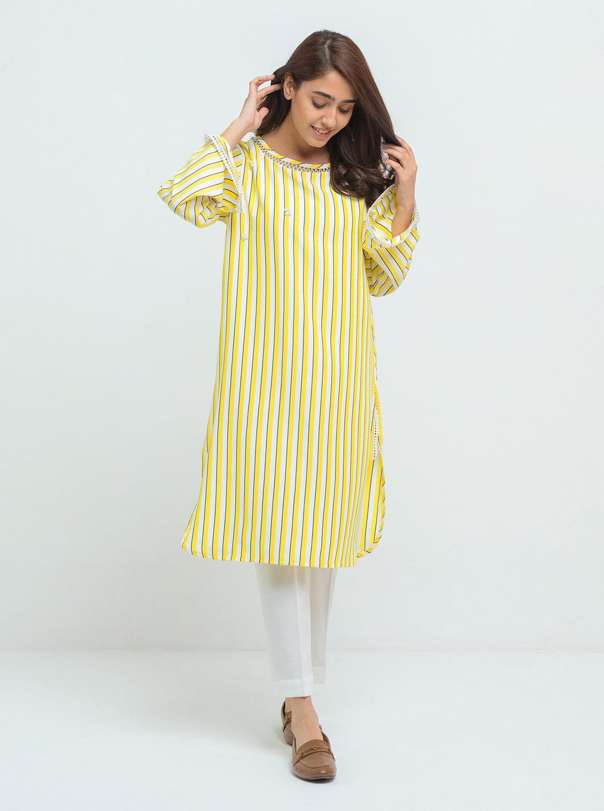 Oleandar - Sage Green Embroidered Kurta