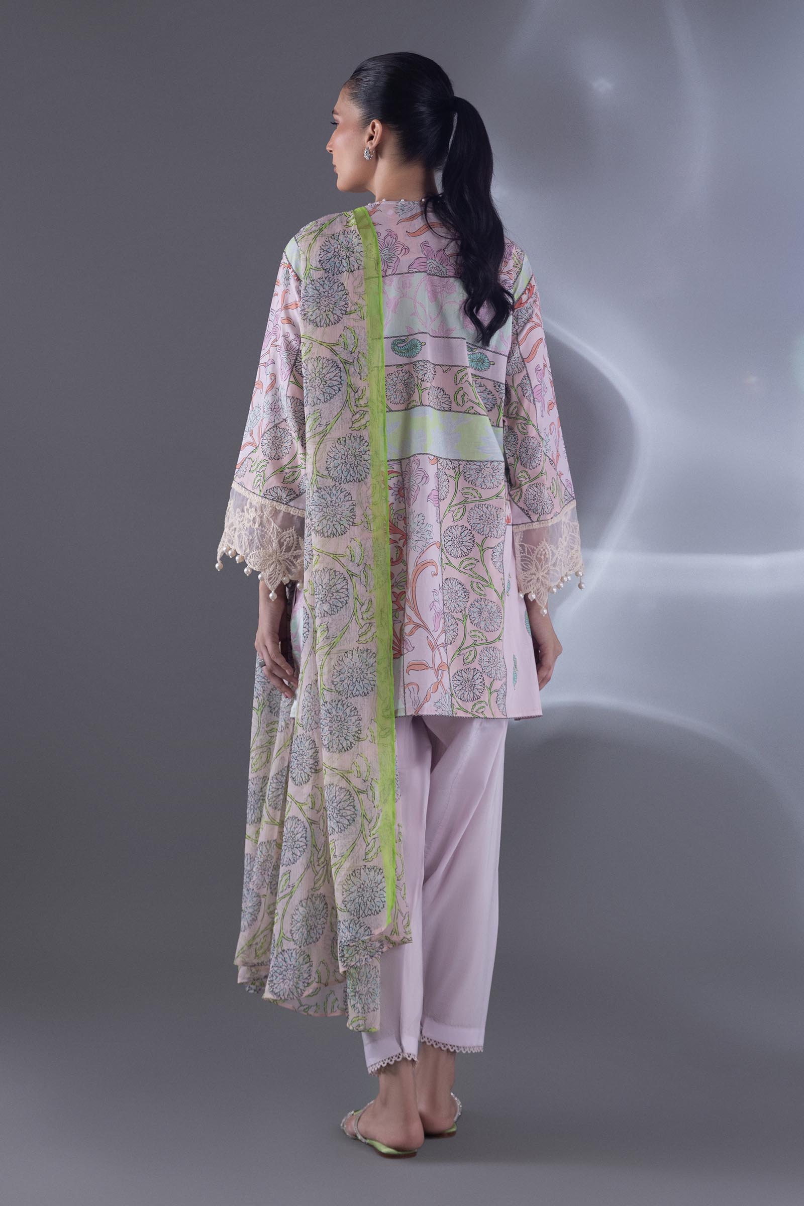 Stitched Lawn Suit   SS25MUZ127AP3 (RTS)
