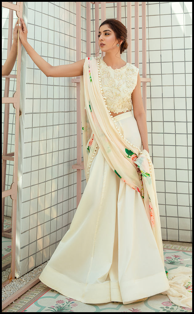 https://cdn.shopify.com/s/files/1/0560/5431/7229/products/caira-pink-luxury-177579.jpg?v=1664396063