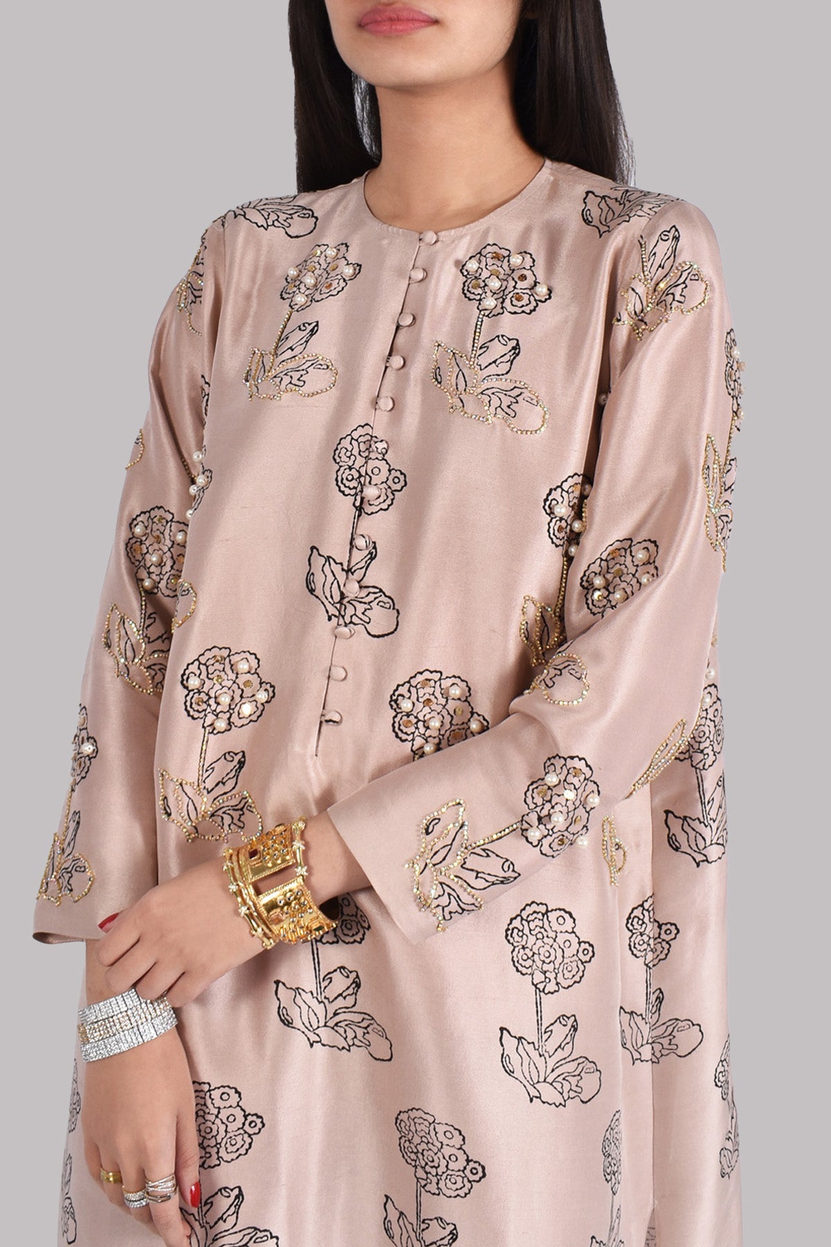 https://www.museluxe.com/wp-content/uploads/2025/02/cameo-rose-1-copy.jpg