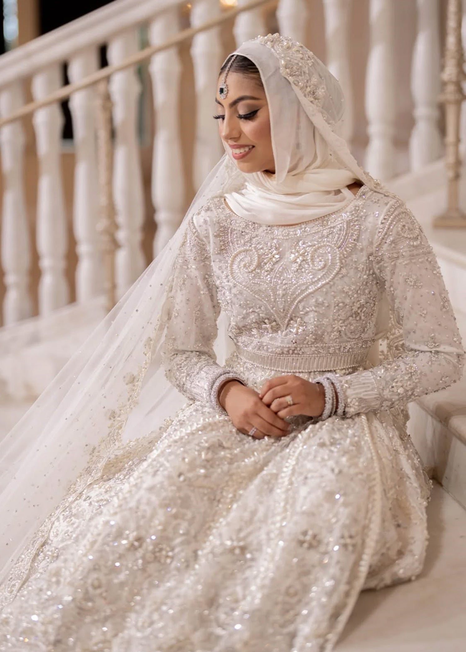 sadaf-fawad-khan-pool-03262165
