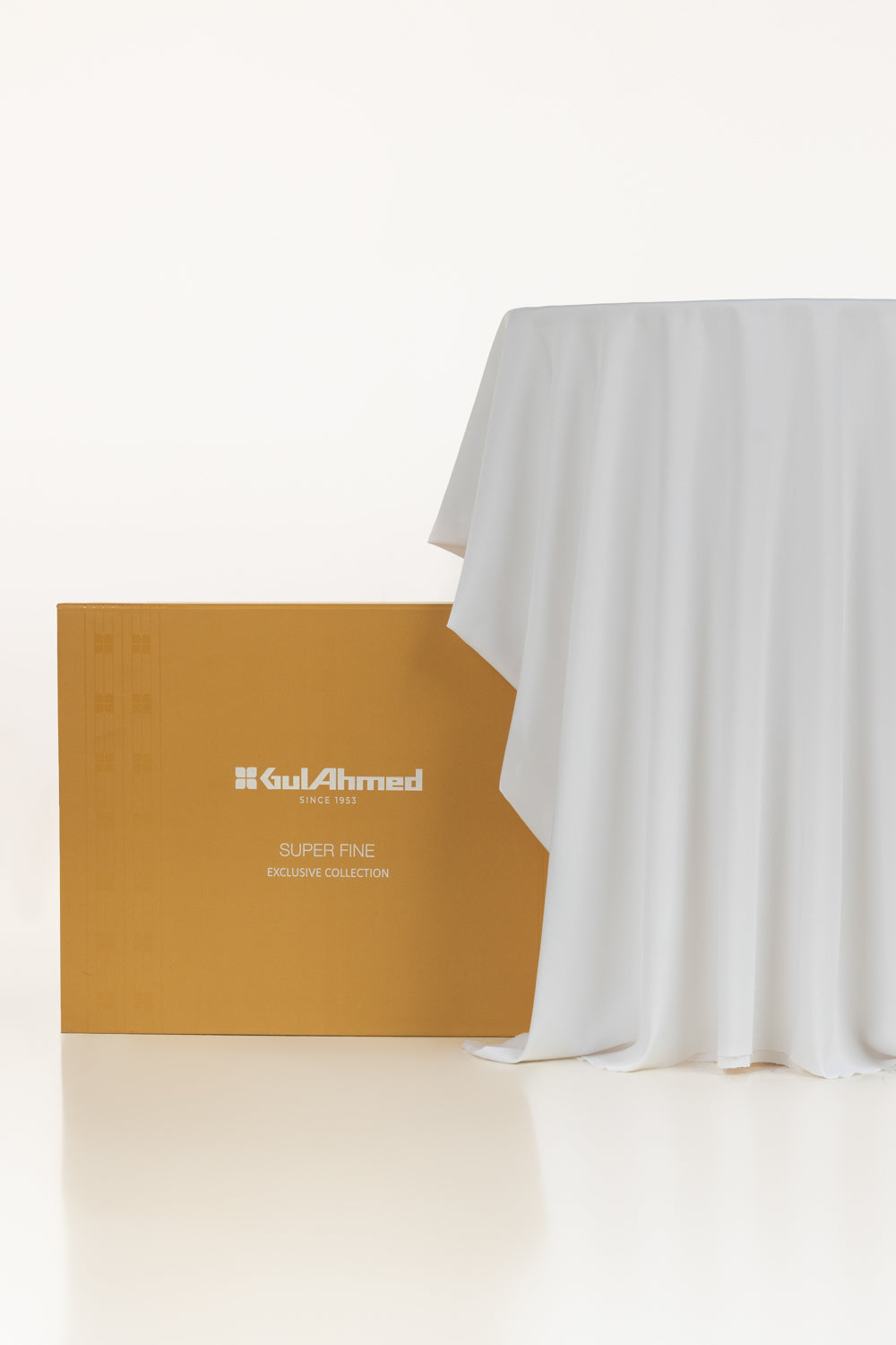 Chrome Unstitched Fabric Blended With Gift Box