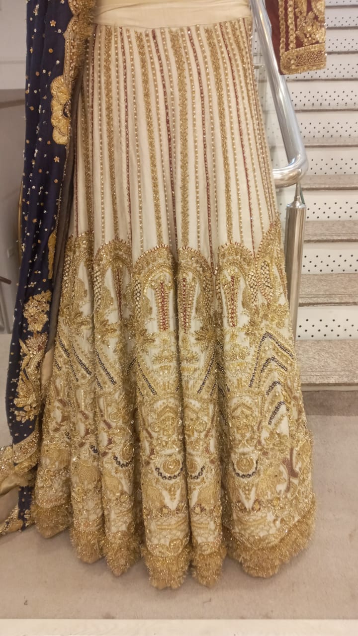 https://cdn.shopify.com/s/files/1/0560/5431/7229/products/client-diary-sumairaaurangzeb-244944.jpg?v=1664392444