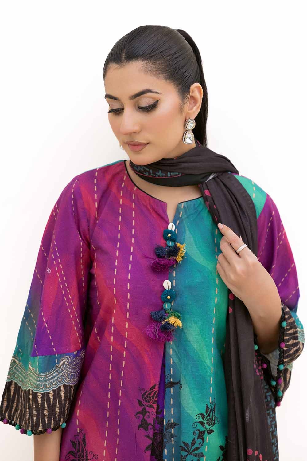 3 Piece Unstitched Printed Khaddar Suit With Printed Cotton Net Dupatta