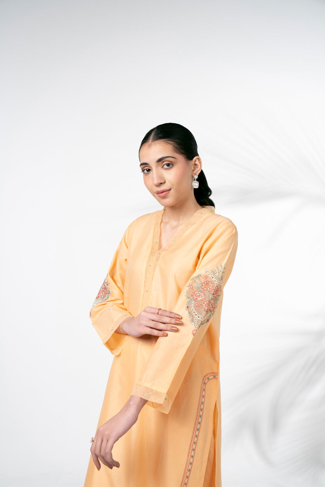 2 Piece Lawn Embroidered Suit (CP0051)