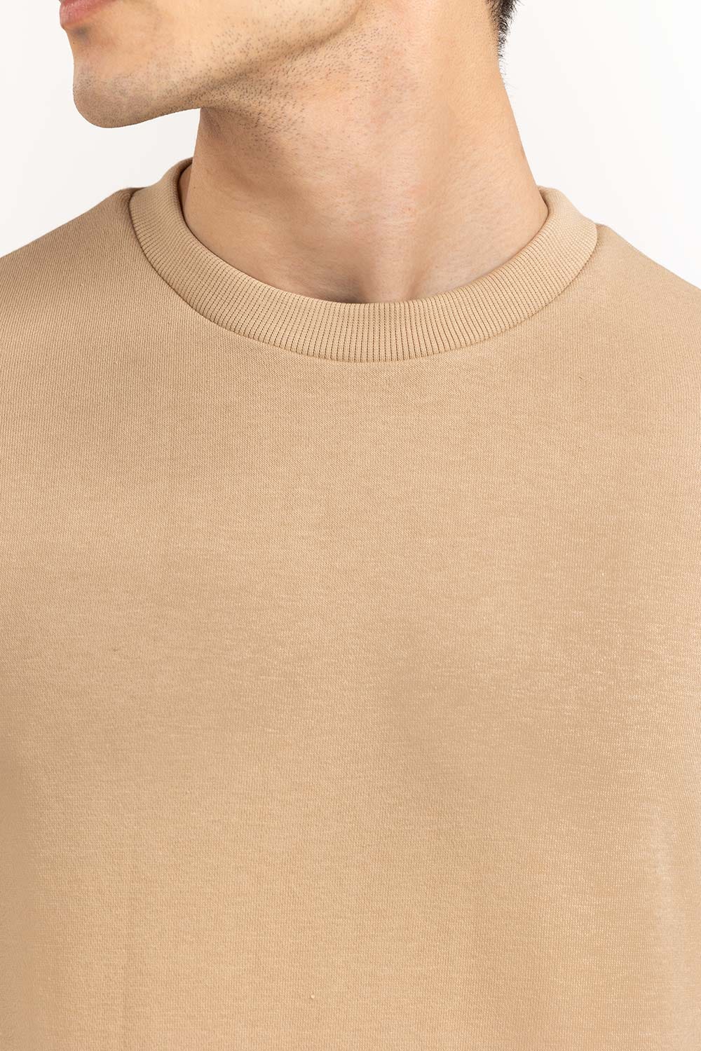 https://cdn.shopify.com/s/files/1/0706/3253/8159/files/cream_knit_regular_t-shirt_224-113-014_4.jpg?v=1758454832