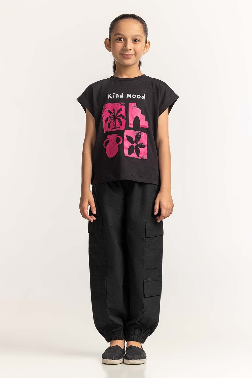 Crew Neck Graphic Tee