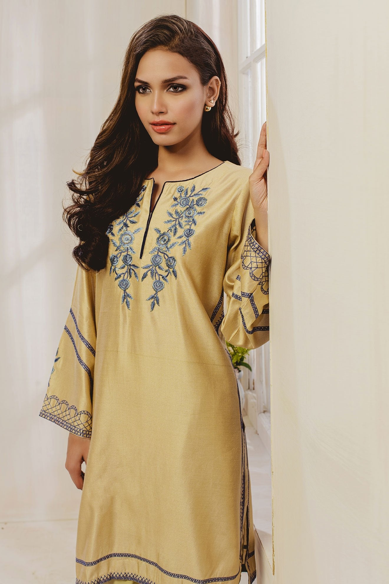 Da-1271 Beige Embroidered Kurta