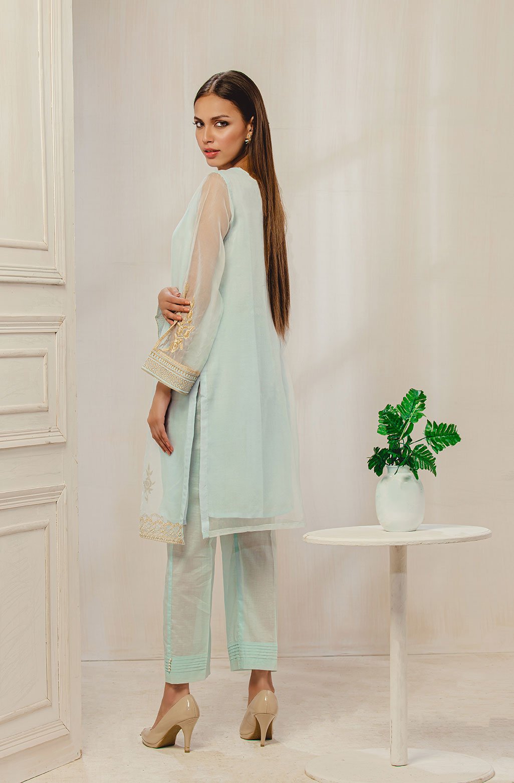 Da-1307 Sky-Blue Embroidered Kurta