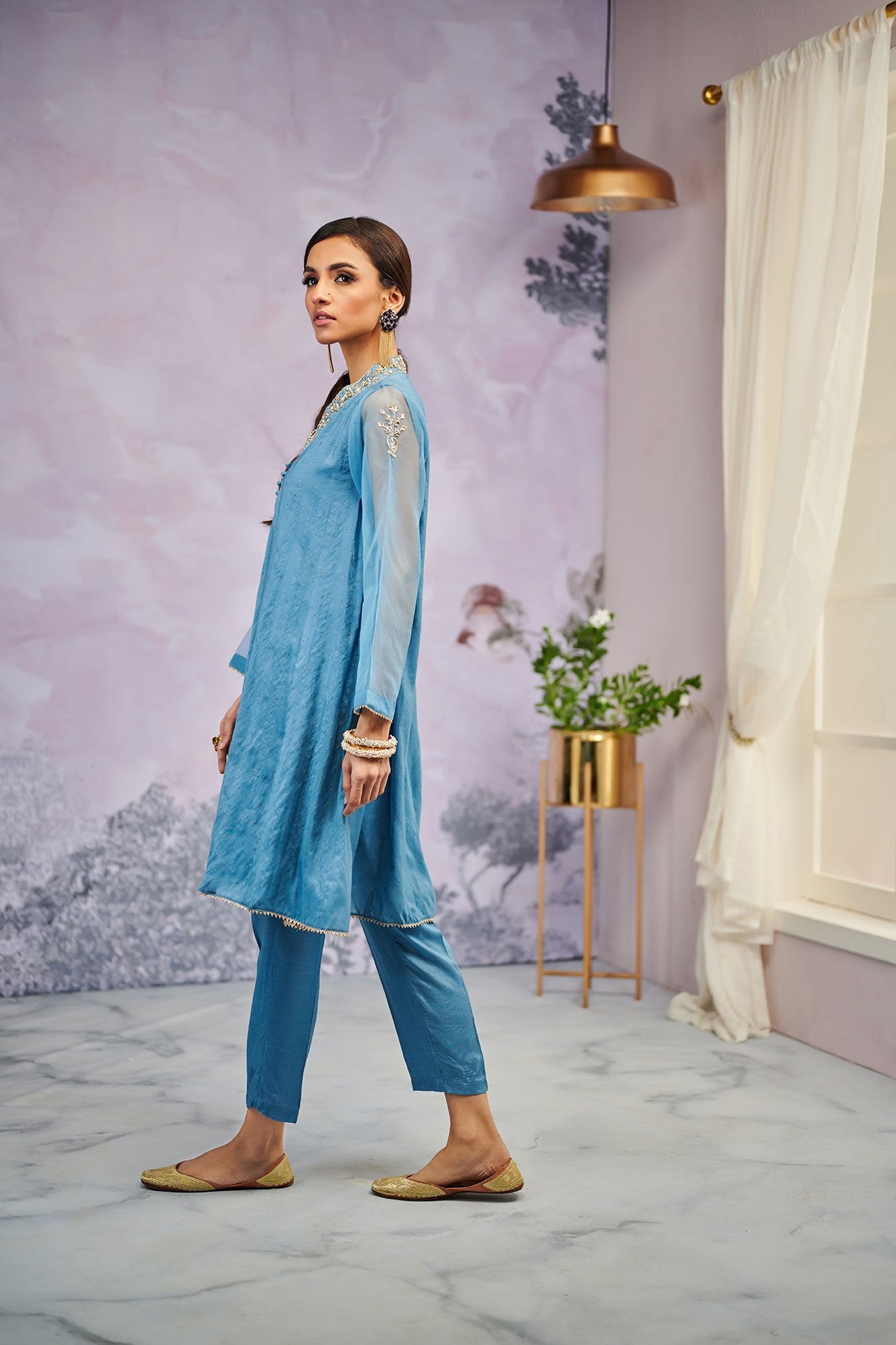 Da-1471 Blue Embroidered Kurta With Troser
