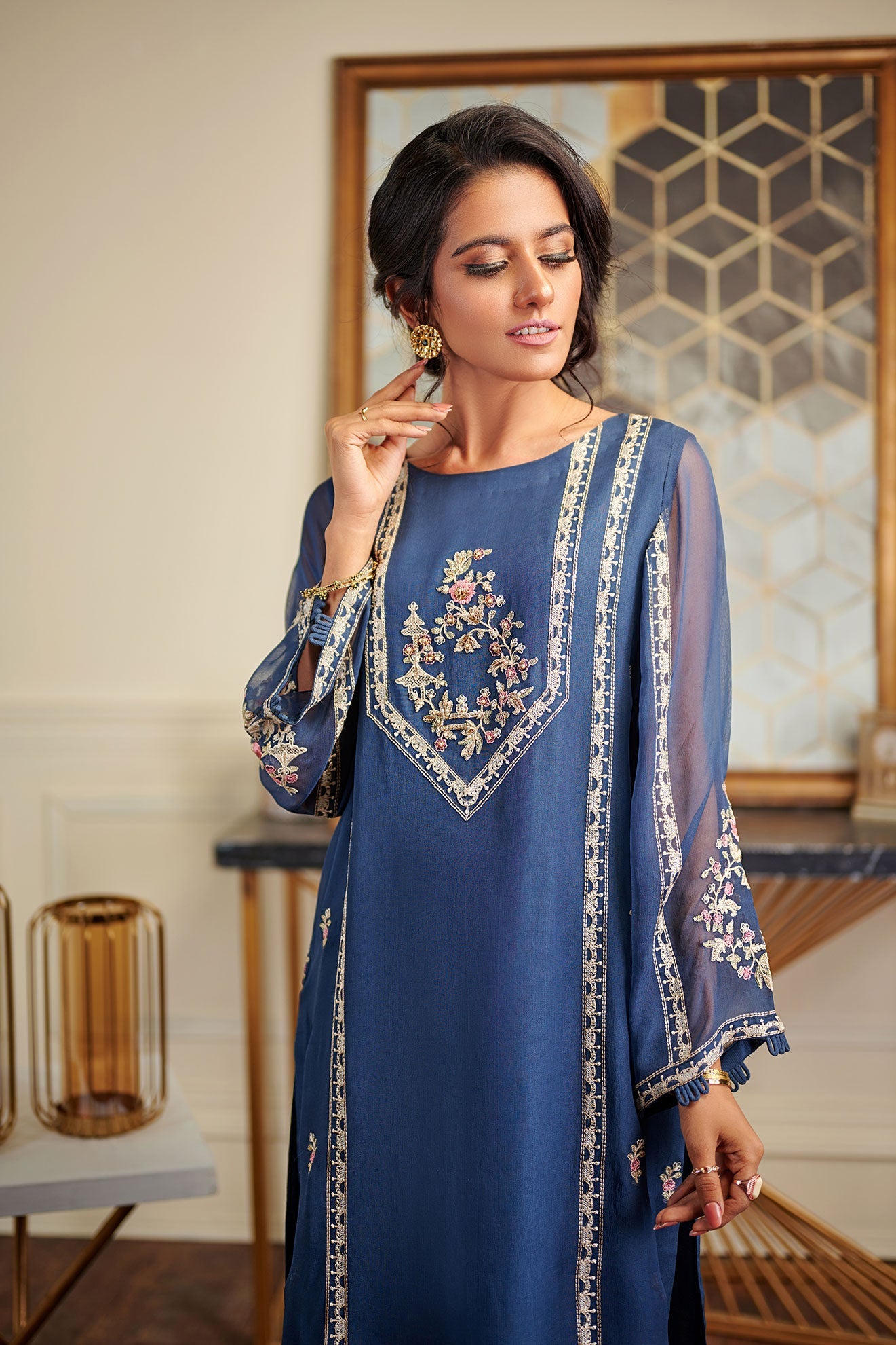 https://cdn.shopify.com/s/files/1/0587/3080/7460/products/da-1475-_1.jpg?v=1736415713
