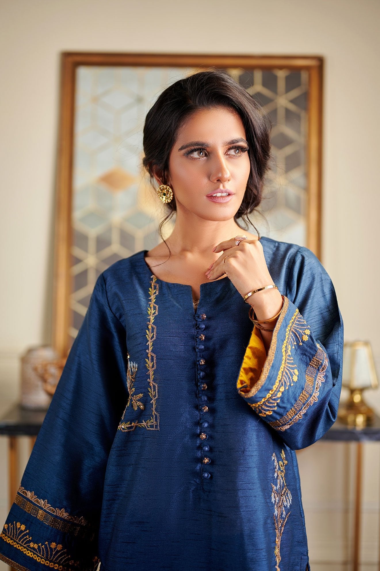 Da-1477 Blue Embroidered Kurta