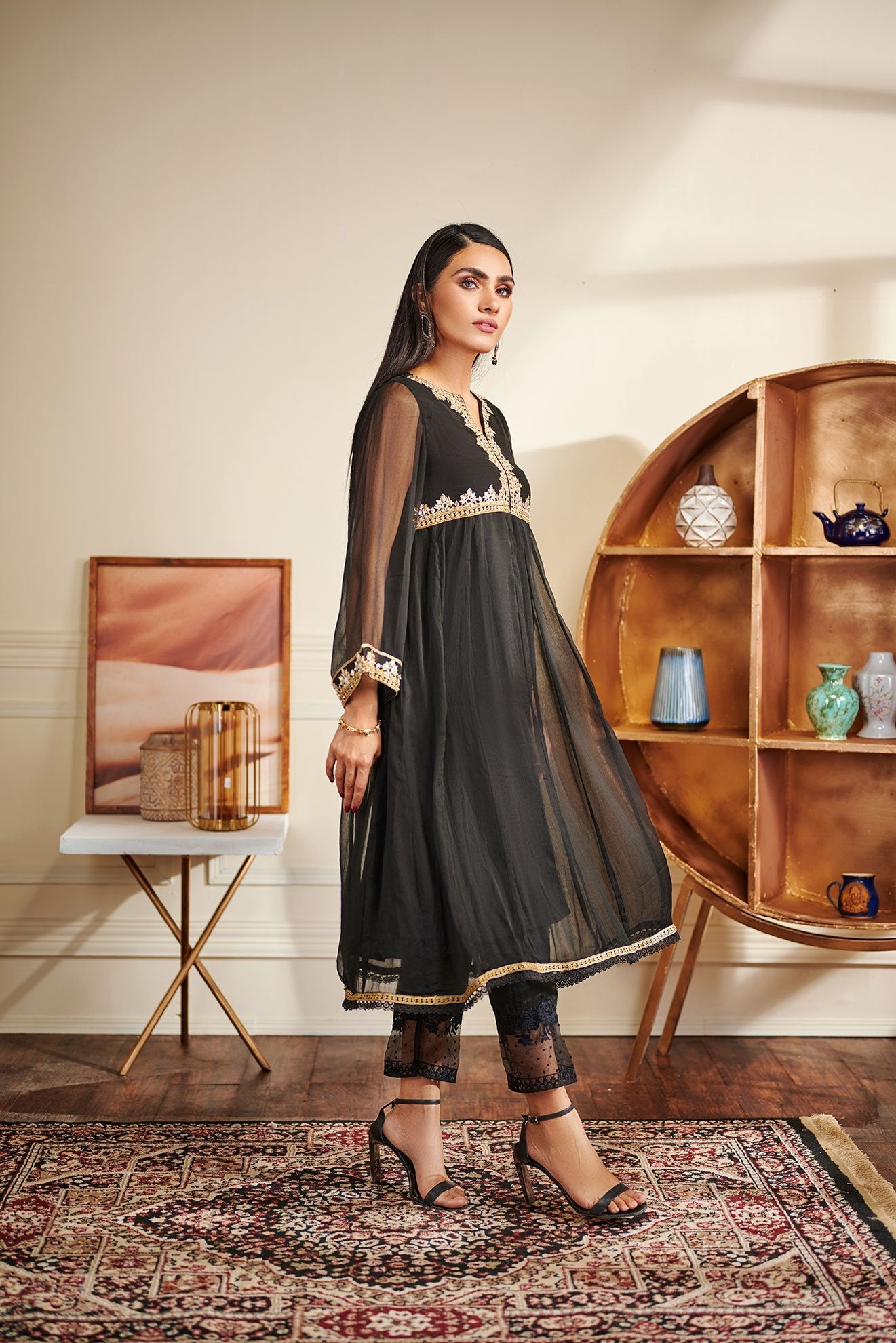 Da-1478 Black Embroidered Kurta