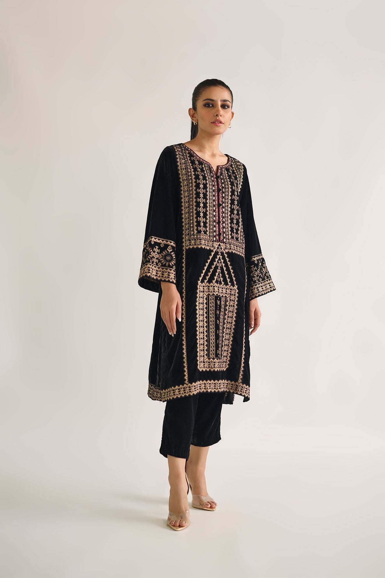 https://cdn.shopify.com/s/files/1/0587/3080/7460/products/da-1710_2.jpg?v=1736415152