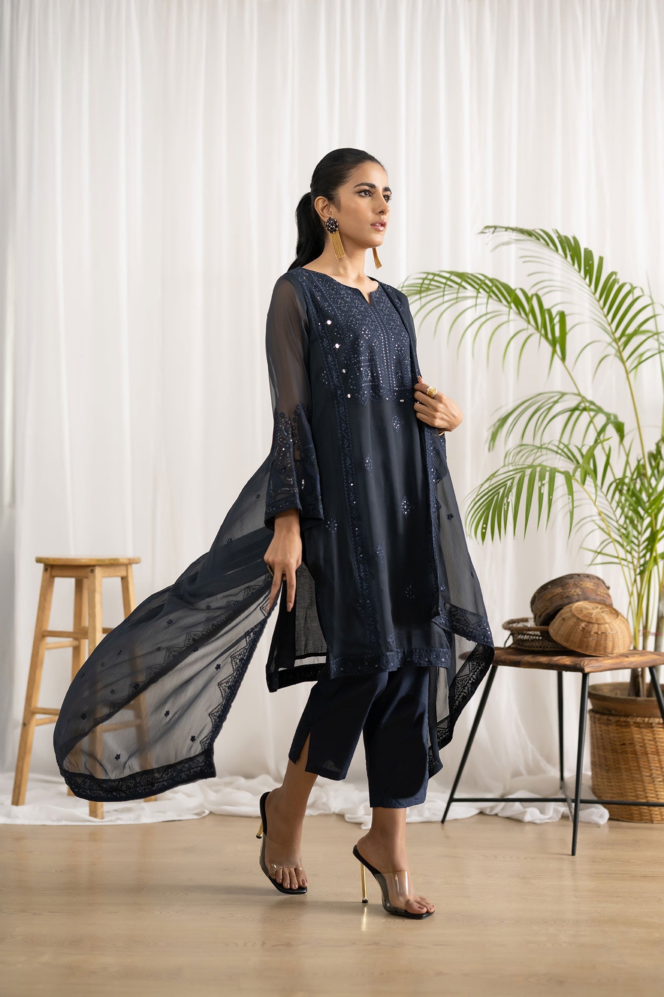 https://cdn.shopify.com/s/files/1/0587/3080/7460/products/da-2044_4.jpg?v=1736415323