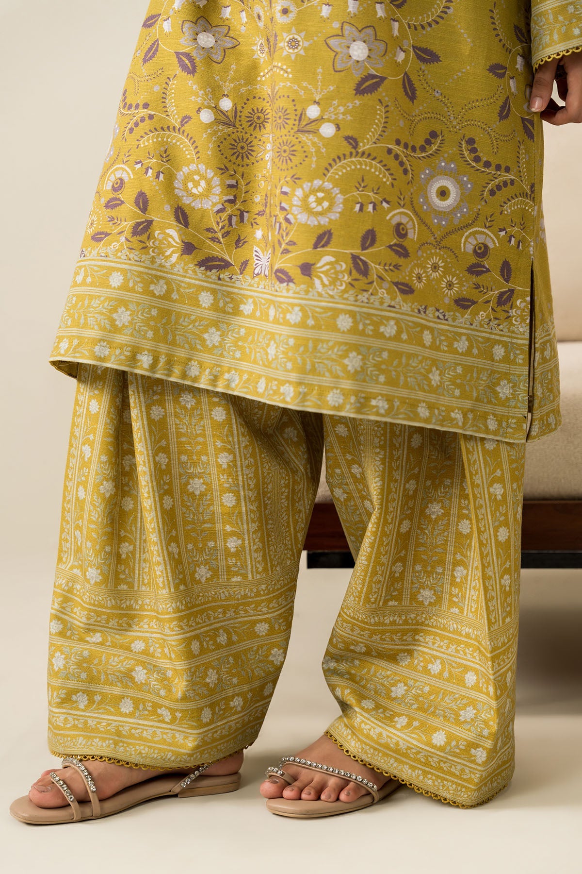 AMBER BLING-2PC KHADDAR SUIT