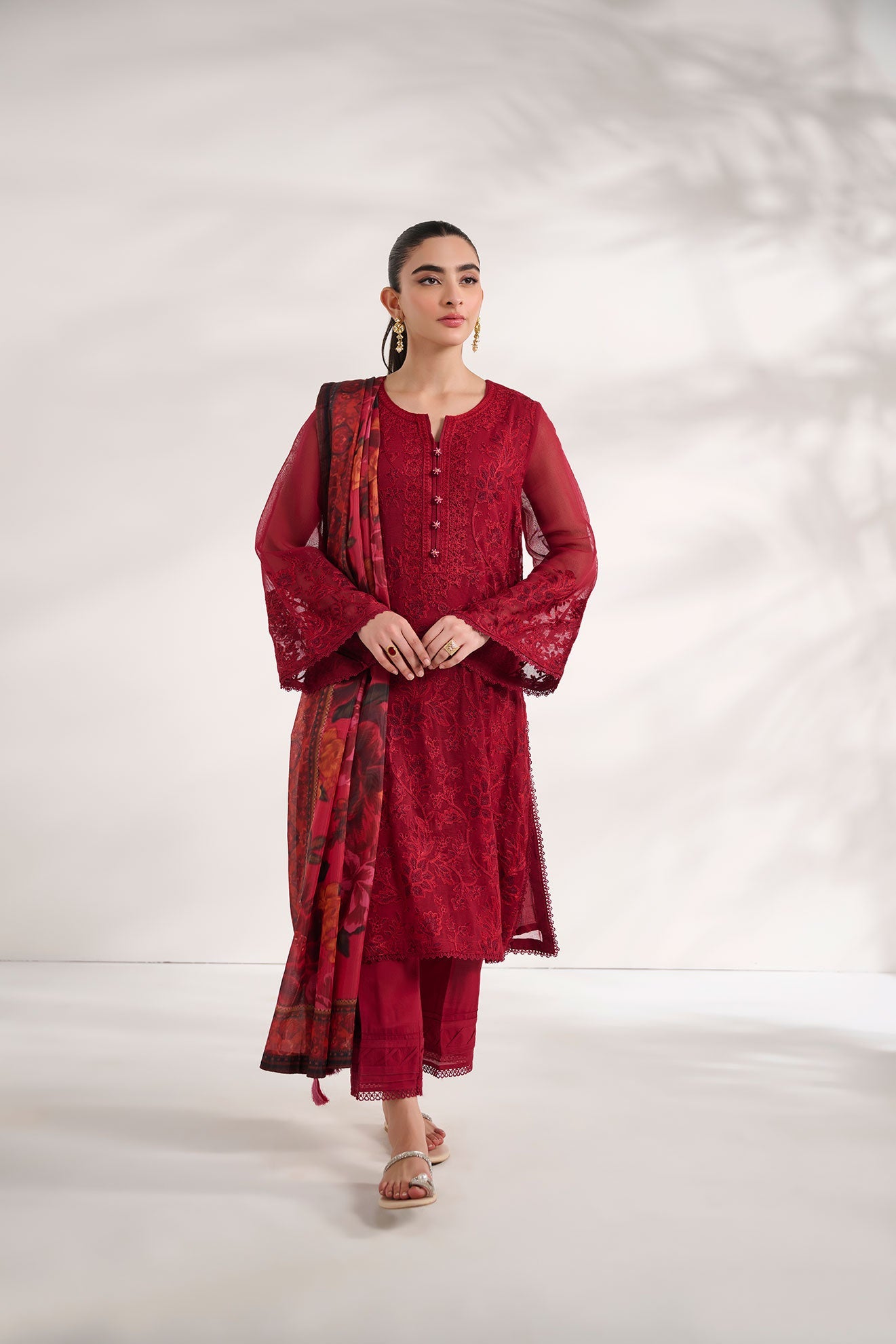 https://cdn.shopify.com/s/files/1/0587/3080/7460/files/dhanak-e-com-18-oct-2441450.jpg?v=1736485618