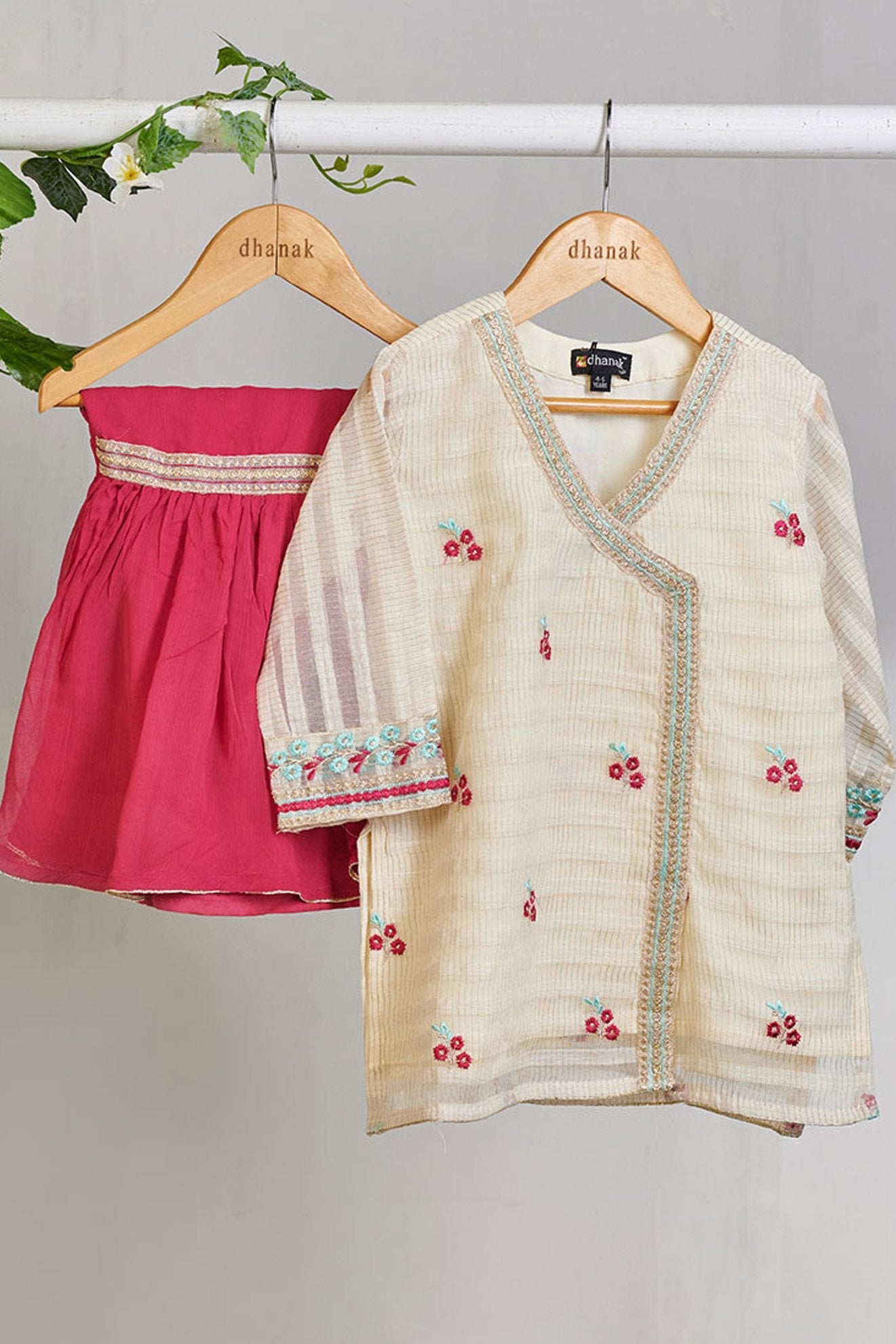 Dk-0085 Off-White 2Pcs