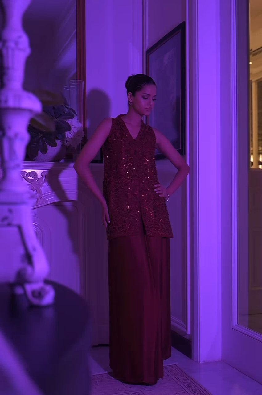 Leia - Maroon