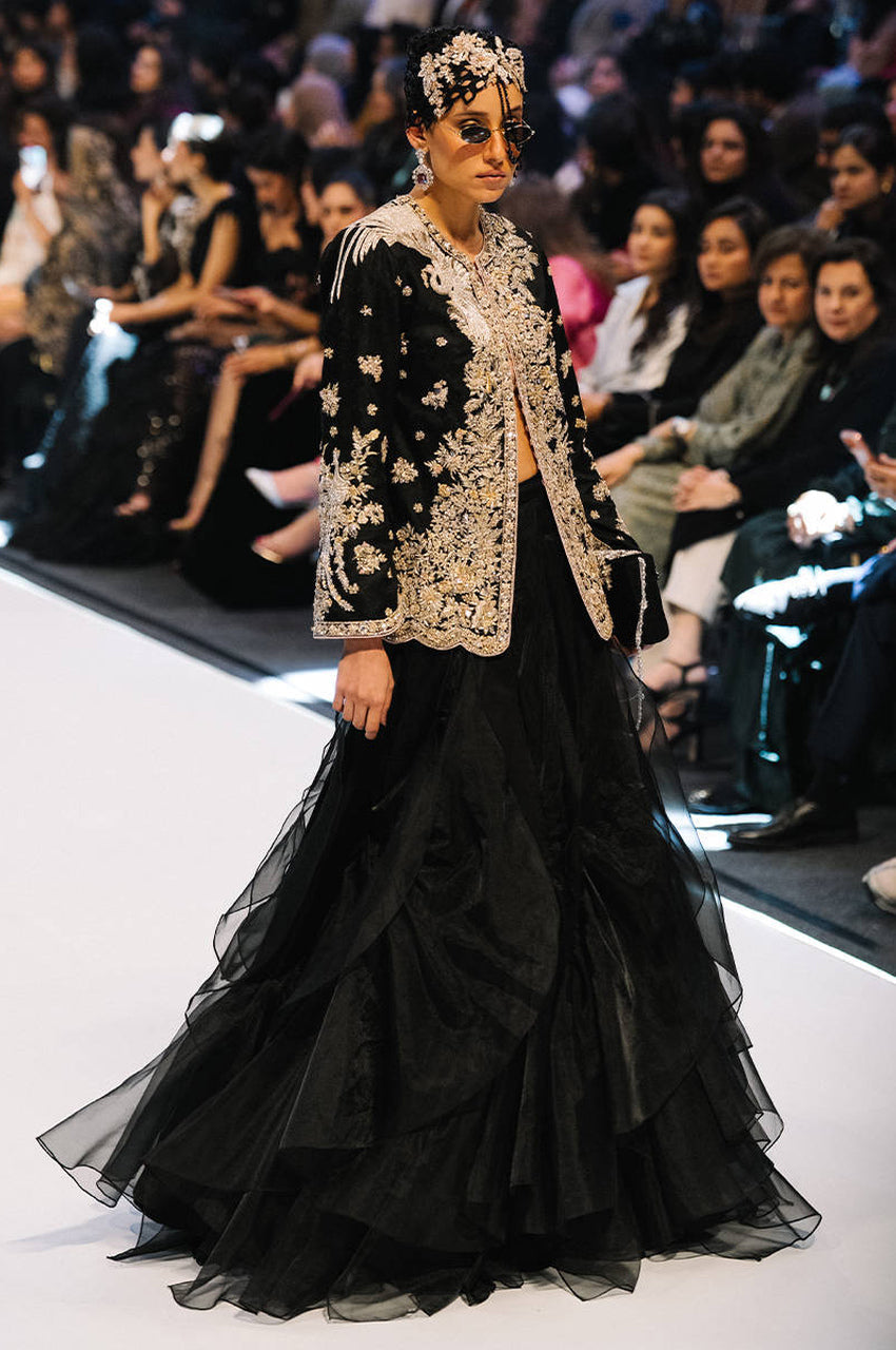 Maryposa Black - Exhibition