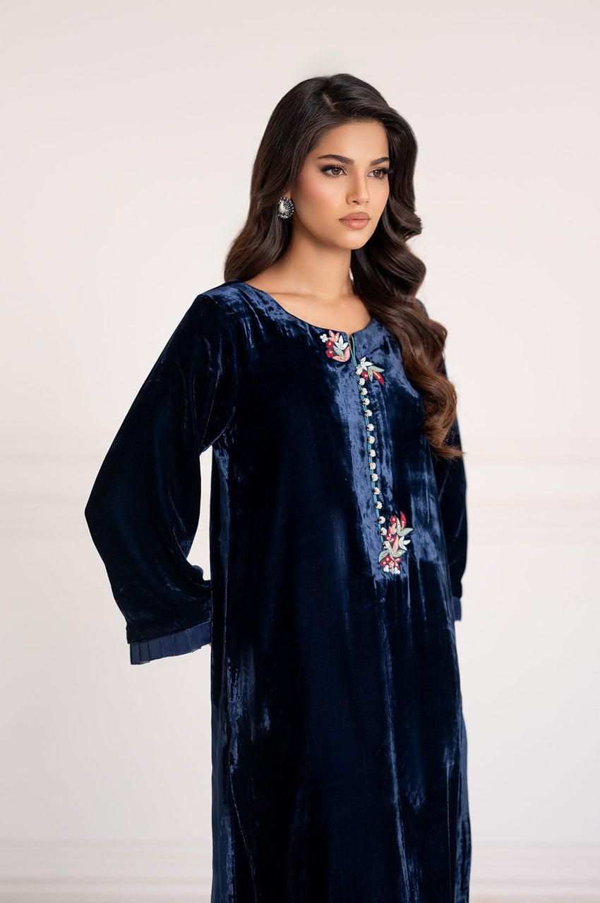 16960 - Navy Muse