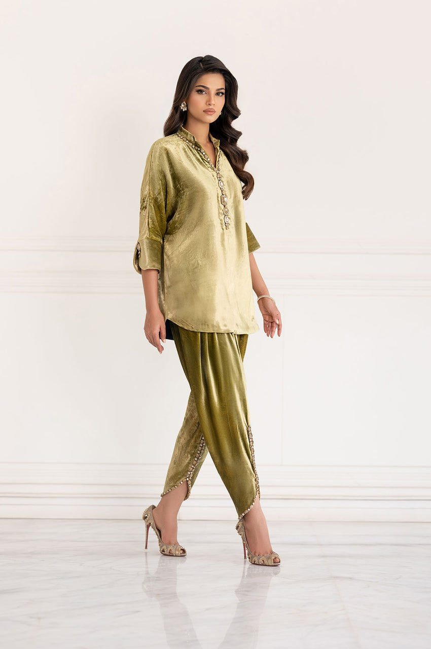 16956 - Olive Glow