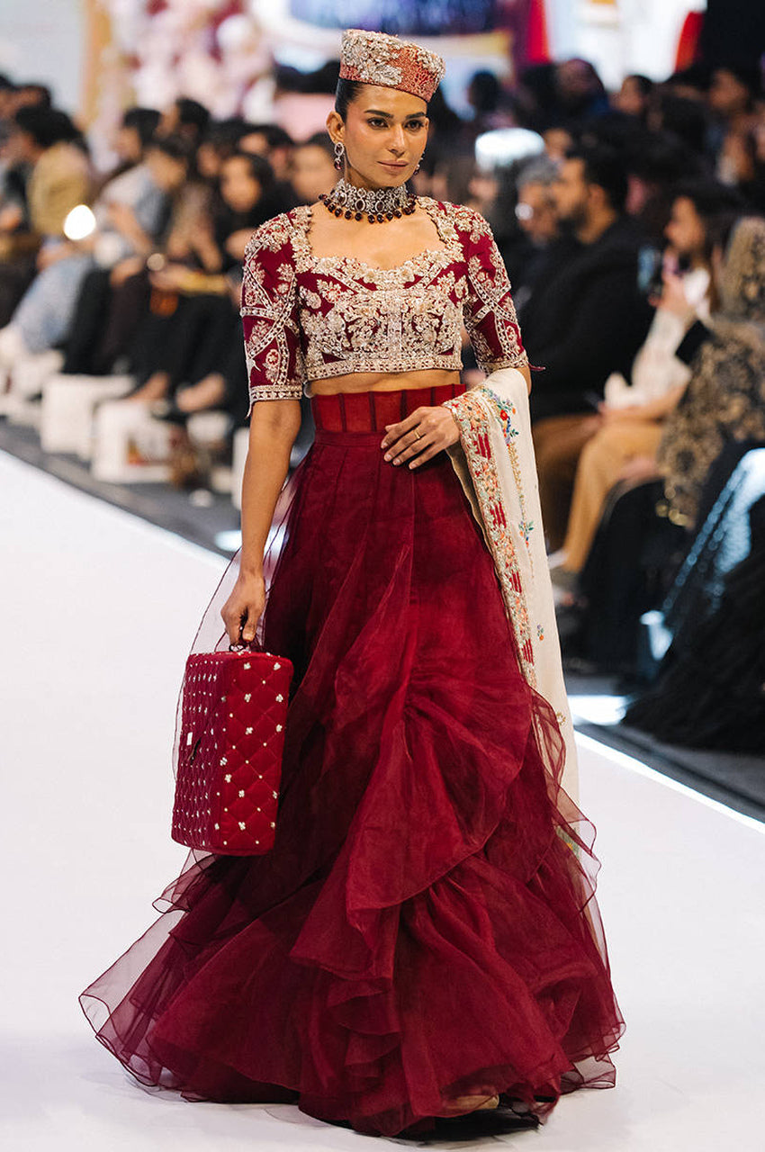 Red Ruffle Skirt - Full Set