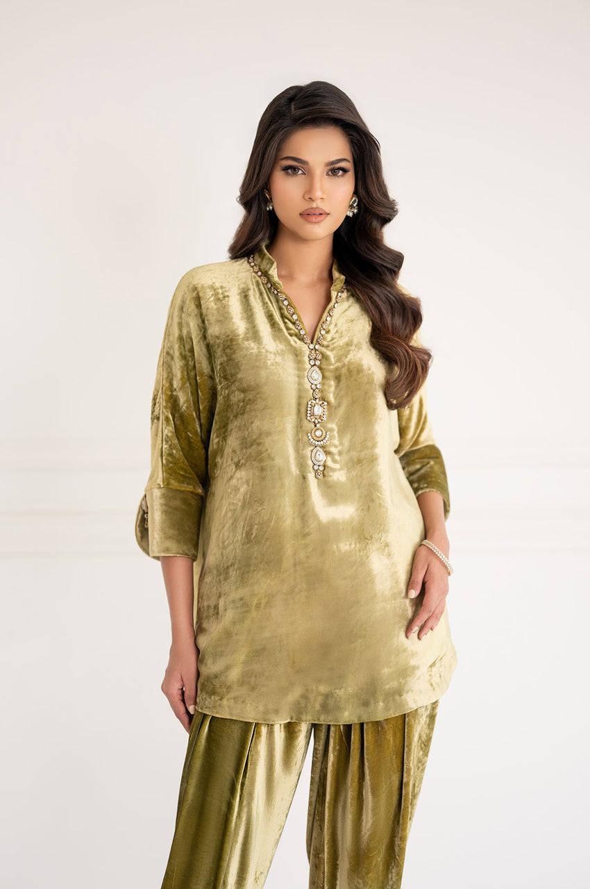 16956 - Olive Glow
