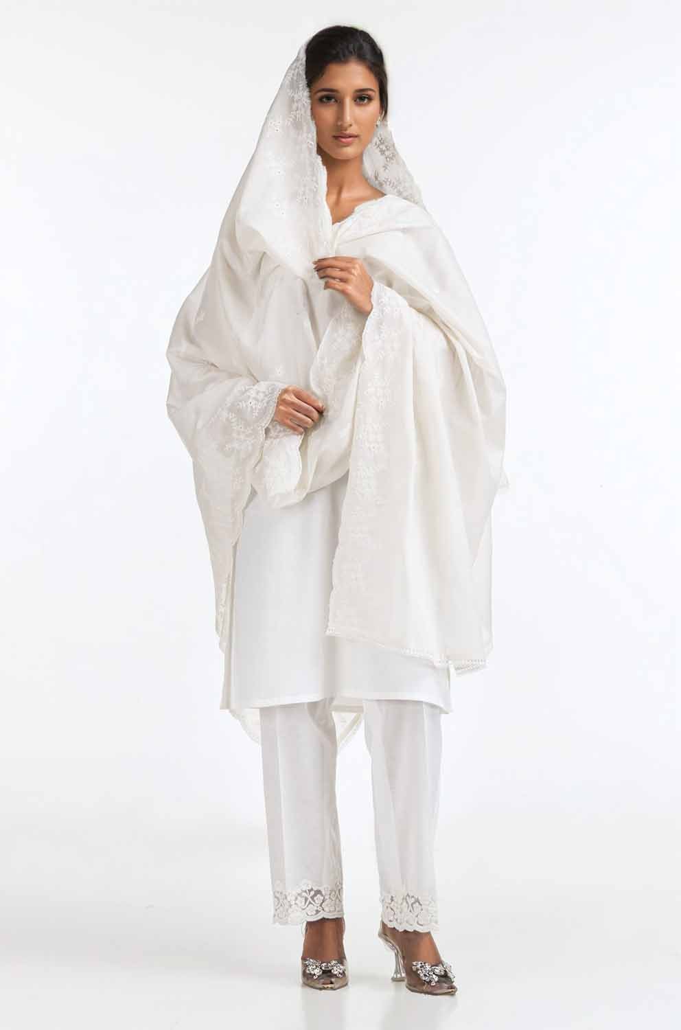 Ivory Mist Kaftan by Alizay Saad