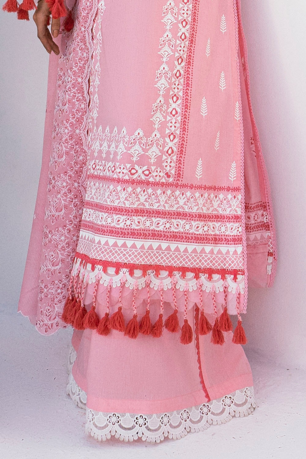3 Piece Unstitched Embroidered Printed Denting Lawn Suit