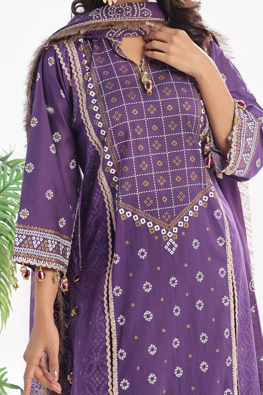 3 Piece Unstitched Embroidered Lawn Suit