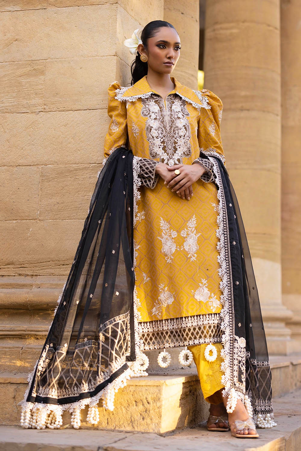 3 Piece Unstitched Embroidered Jacquard Suit With Embroidered Organza Dupatta