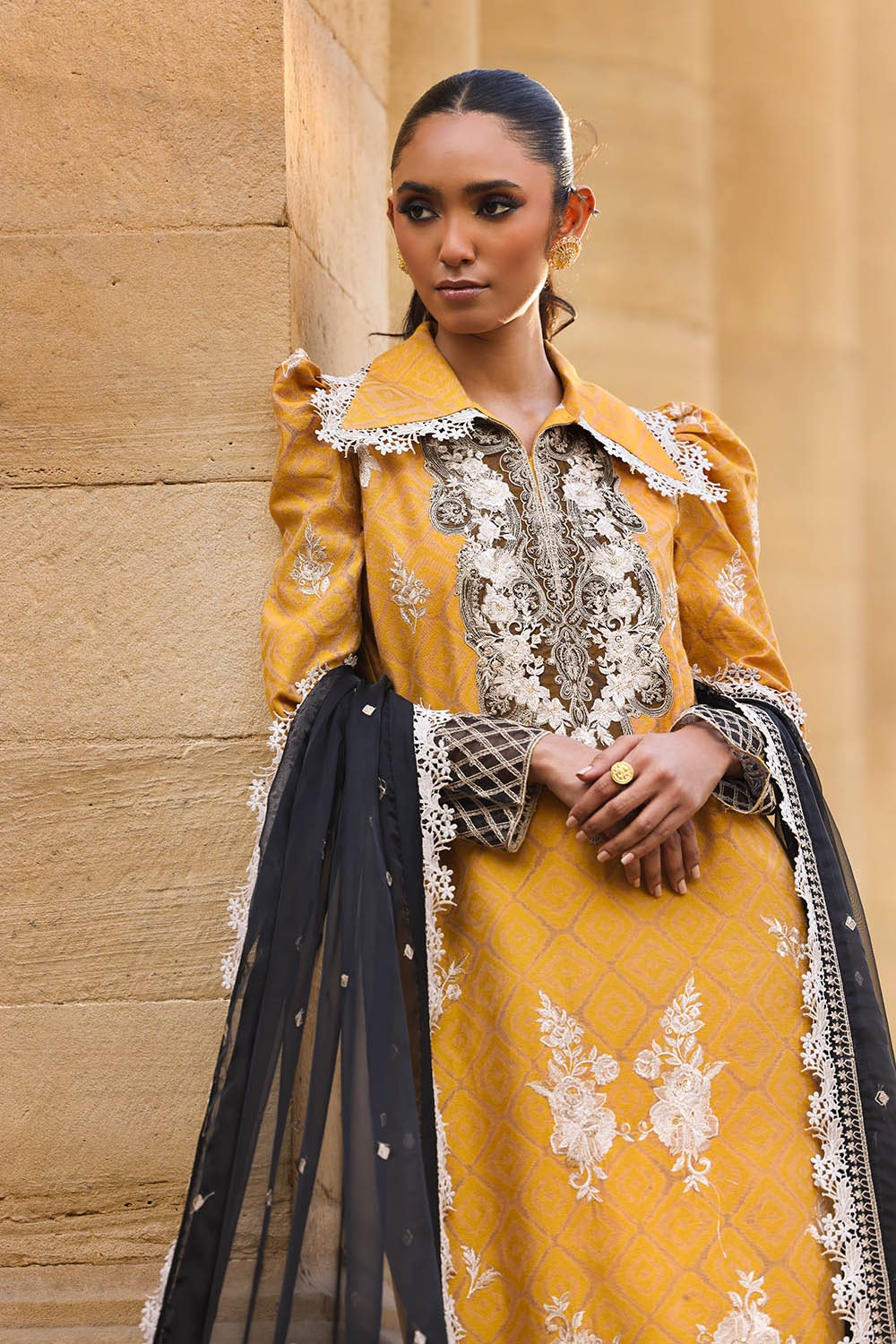 3 Piece Unstitched Embroidered Jacquard Suit With Embroidered Organza Dupatta